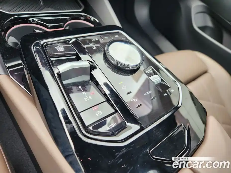 BMW 5-Series 2025 2.0 Автомат в Москве № 153136, фото 14