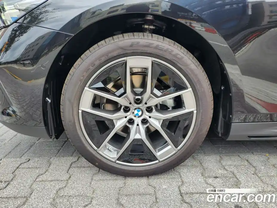 BMW 5-Series 2025 2.0 Автомат в Москве № 153136, фото 5