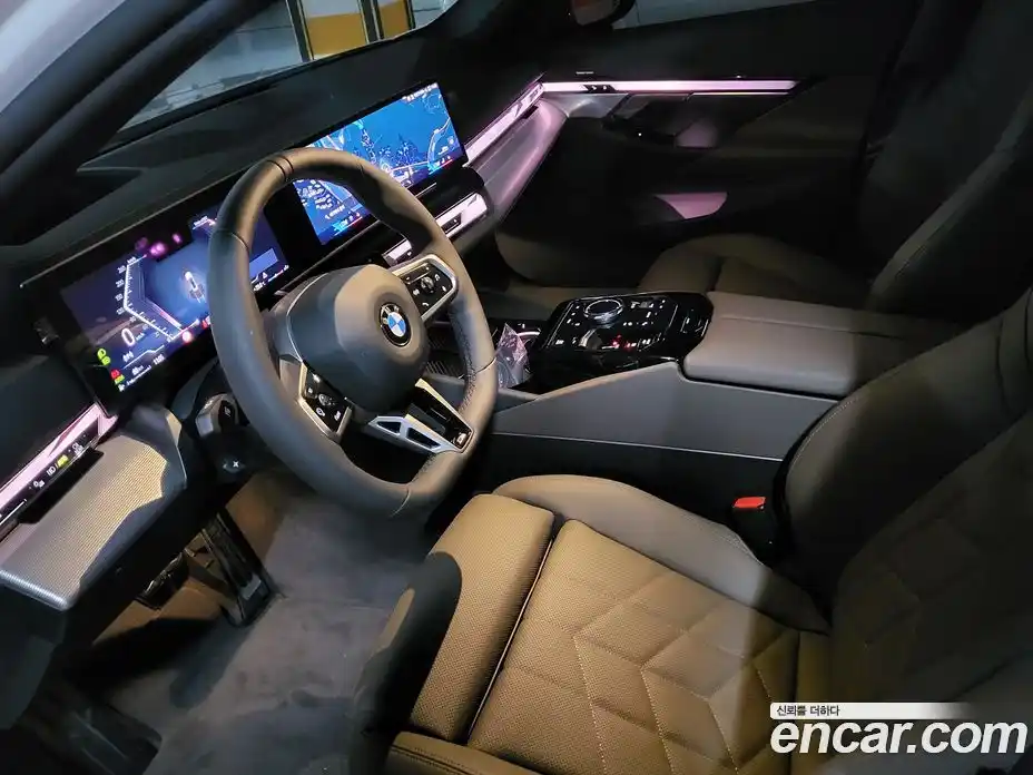 BMW 5-Series 2025 2.0 Автомат в Москве № 153150, фото 12