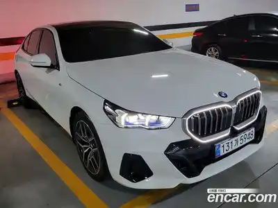 BMW 5-Series 2025 2.0 Автомат в Москве № 153150, миниатюра 2