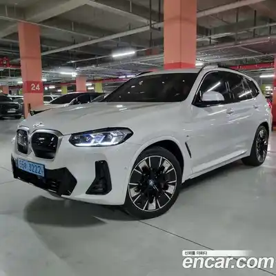 BMW iX3, 2024