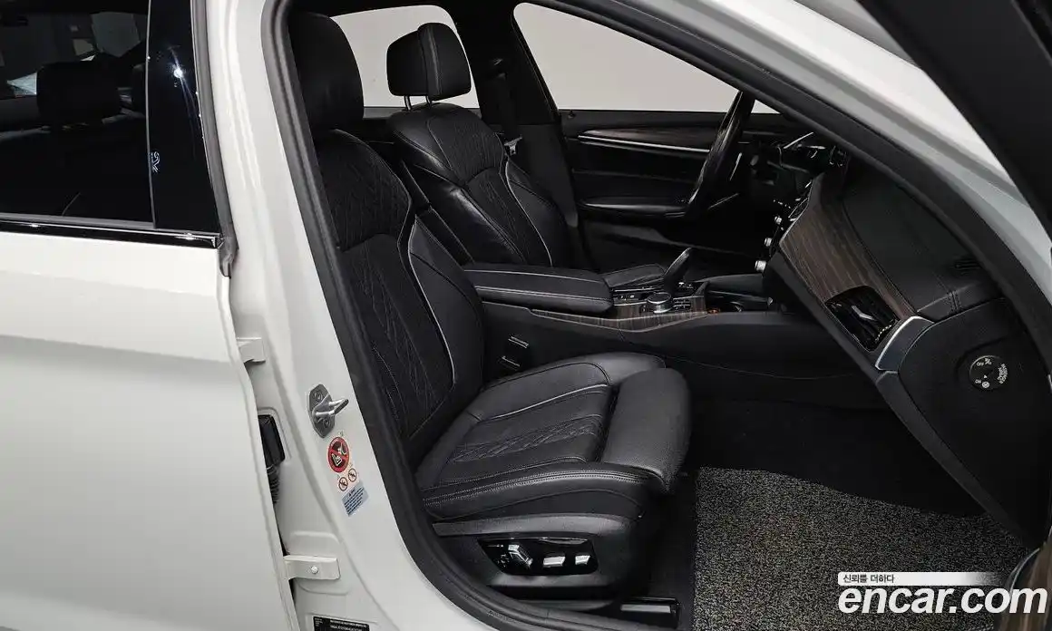 BMW 5-Series 2017 2.0 Автомат в Москве № 159019, фото 15