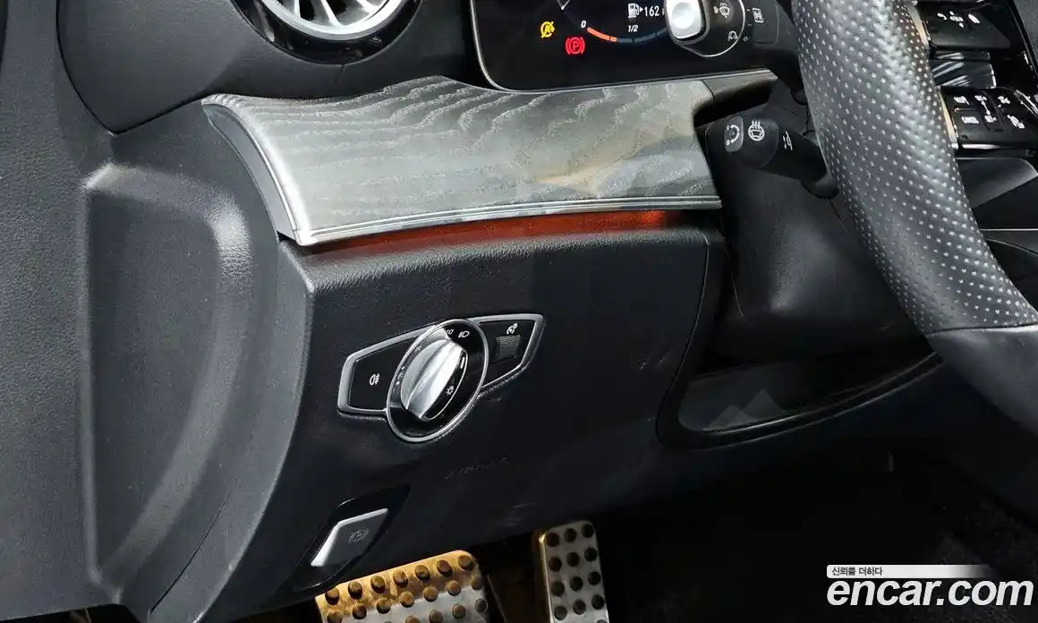 Mercedes-Benz E-Class 2022 3.0 Автомат в Москве № 160621, фото 20