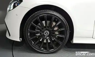 Mercedes-Benz E-Class 2022 3.0 Автомат в Москве № 160621, миниатюра 5