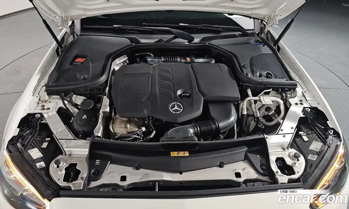 Mercedes-Benz E-Class 2021 1.9 Автомат в Москве № 160710, фото 17