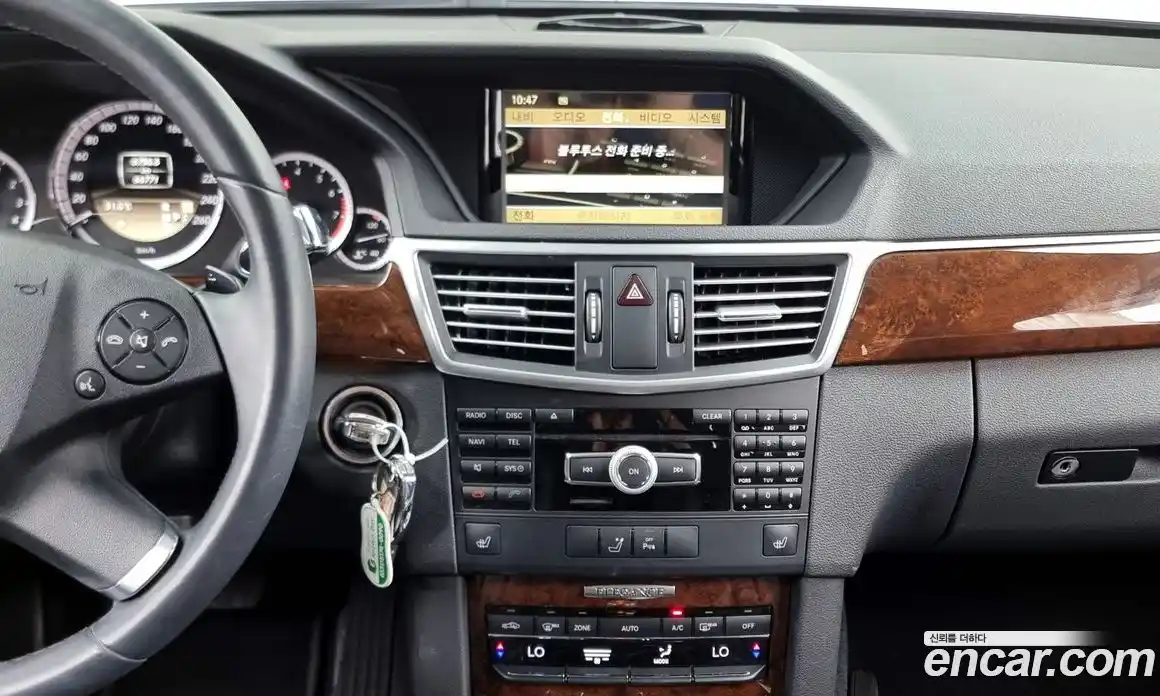 Mercedes-Benz E-Class 2012 3.5 Автомат в Москве № 160733, фото 13