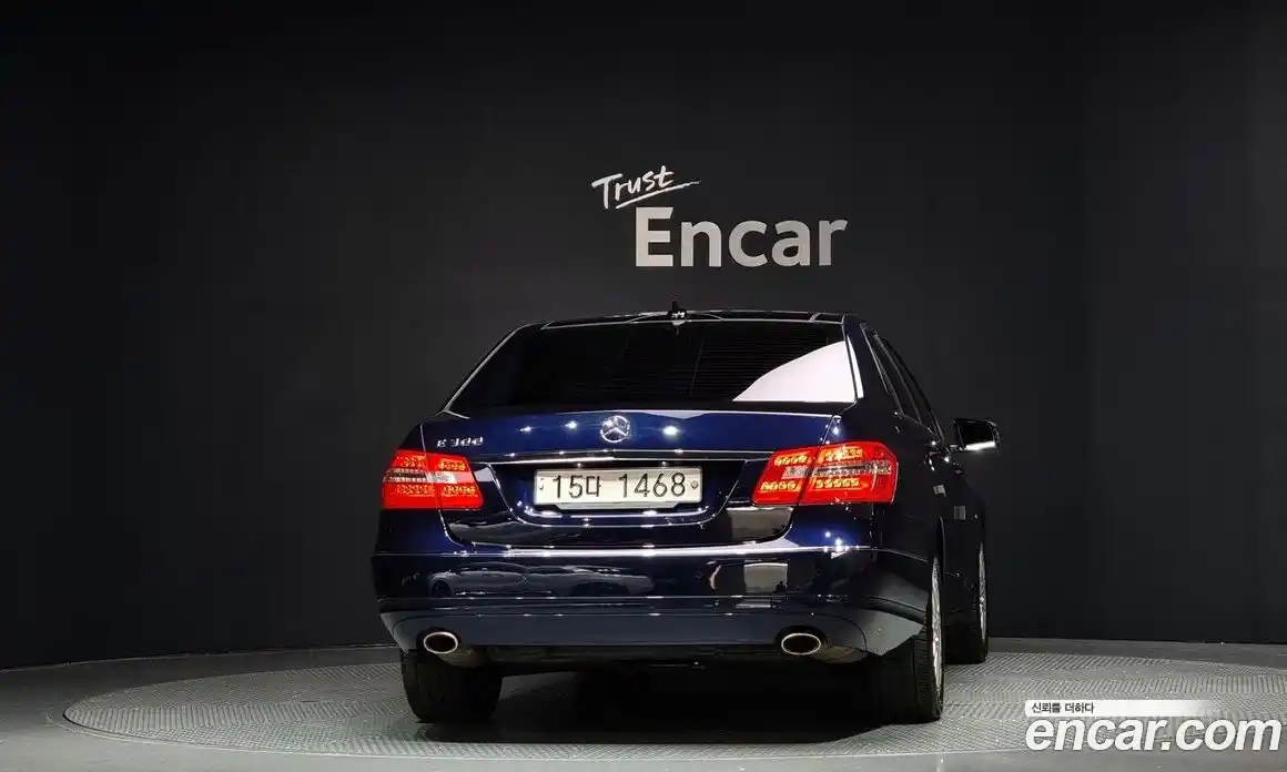 Mercedes-Benz E-Class 2012 3.5 Автомат в Москве № 160733, фото 10