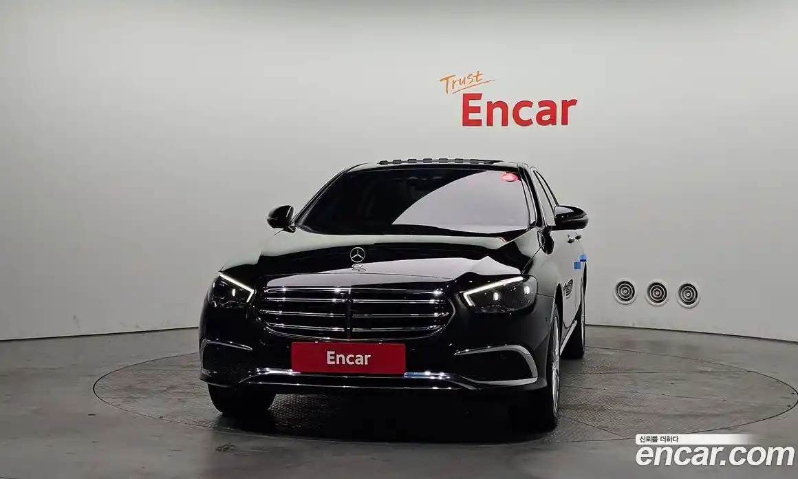 Mercedes-Benz E-Class 2022 1.9 Автомат в Москве № 161262, фото 14