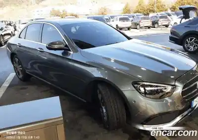 Mercedes-Benz E-Class 2022 2.0 Автомат в Москве № 162120, миниатюра 8