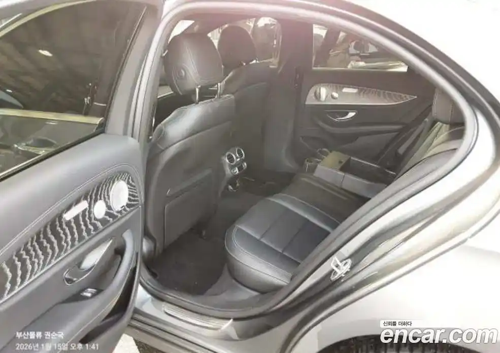 Mercedes-Benz E-Class 2022 2.0 Автомат в Москве № 162120, фото 10