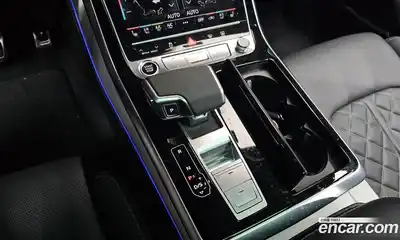 Audi Q8 2025 3.0 Автомат в Москве № 162304, миниатюра 9