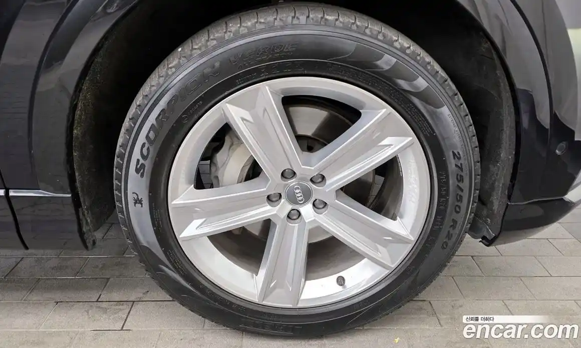 Audi Q8 2021 3.0 Автомат в Москве № 163647, фото 5