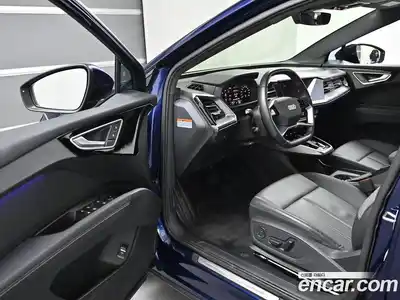 Audi Q4 e-tron 2023 1.0 Автомат в Москве № 163924, миниатюра 11