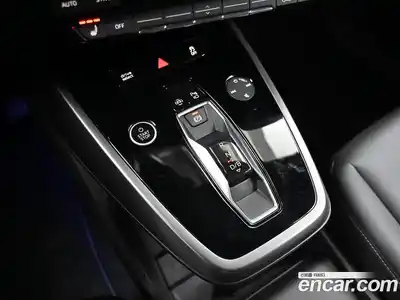 Audi Q4 e-tron 2023 1.0 Автомат в Москве № 163924, миниатюра 9
