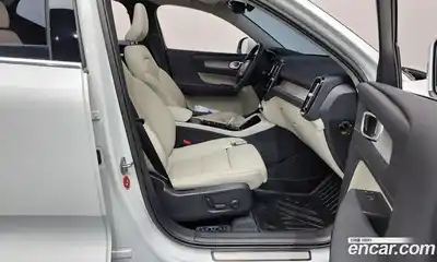 Volvo XC40, 2023