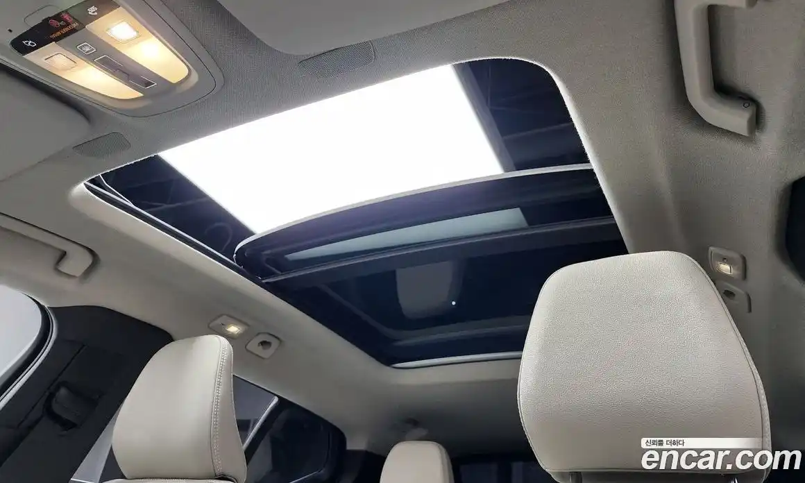 Volvo XC40 2023 2.0 Автомат в Москве № 164186, фото 13