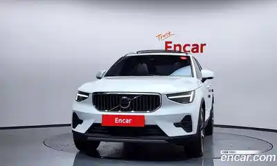 Volvo XC40 2023 2.0 Автомат в Москве № 164186, миниатюра 2