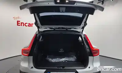 Volvo XC40 2023 2.0 Автомат в Москве № 164186, миниатюра 7