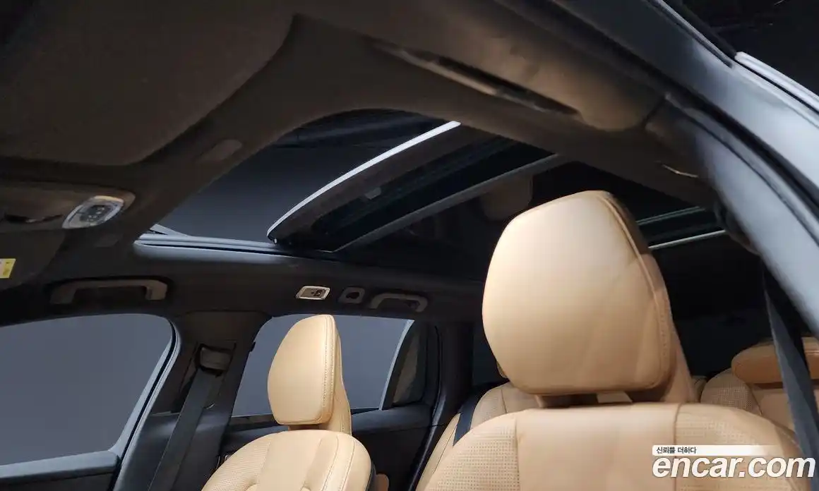 Volvo V60 2021 2.0 Автомат в Москве № 164344, фото 17