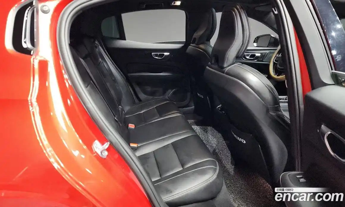 Volvo S60 2022 2.0 Автомат в Москве № 164357, фото 15