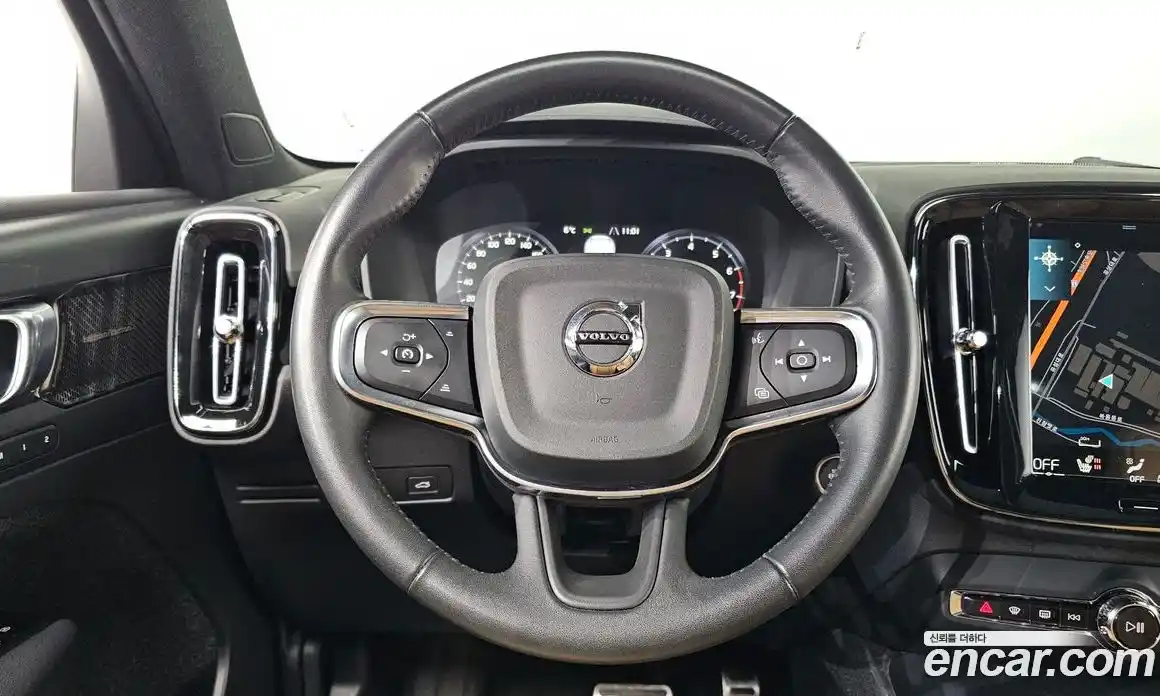 Volvo XC40 2021 2.0 Автомат в Москве № 164424, фото 3
