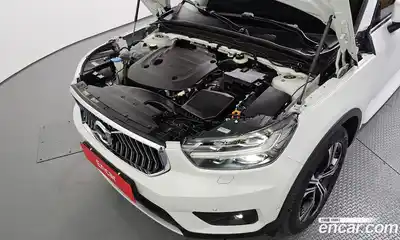 Volvo XC40 2021 2.0 Автомат в Москве № 164424, миниатюра 4