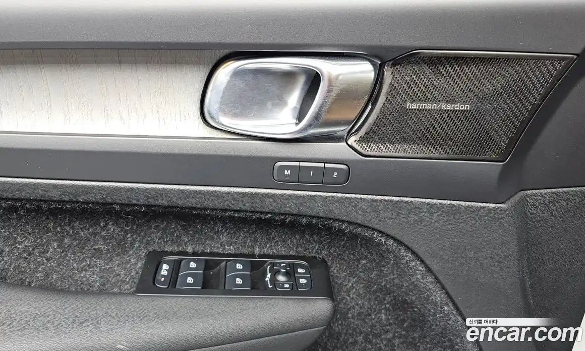 Volvo XC40 2021 2.0 Автомат в Москве № 164424, фото 10