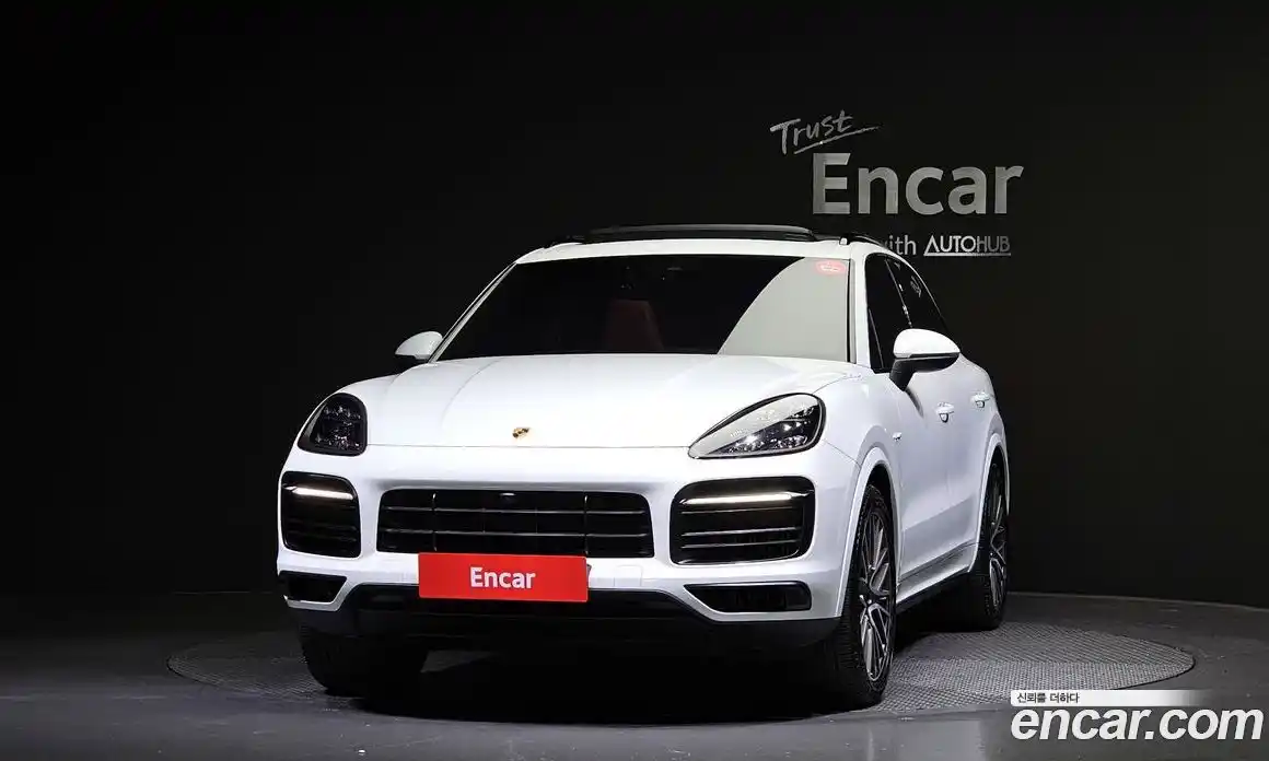 Porsche Cayenne 2020 3.0 Автомат в Москве № 165448, фото 3