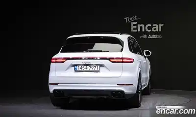 Porsche Cayenne 2020 3.0 Автомат в Москве № 165448, миниатюра 4