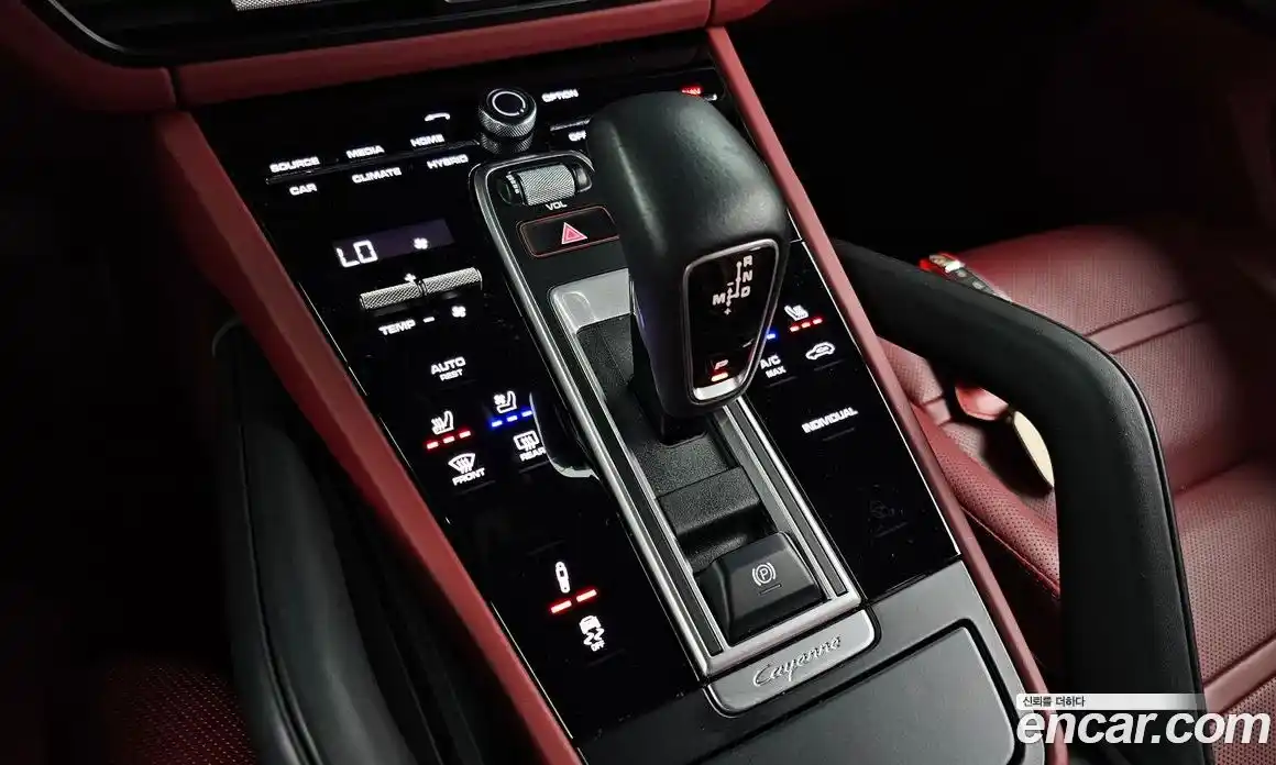 Porsche Cayenne 2020 3.0 Автомат в Москве № 165448, фото 9