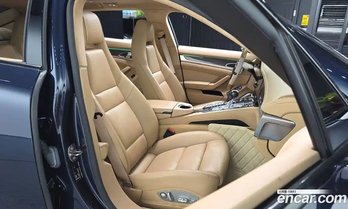 Porsche Panamera 2014 3.0 Автомат в Москве № 165542, фото 9