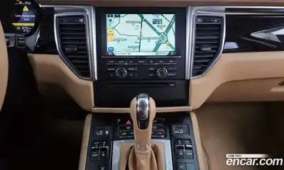 Porsche Macan 2015 3.0 Автомат в Москве № 165655, миниатюра 2