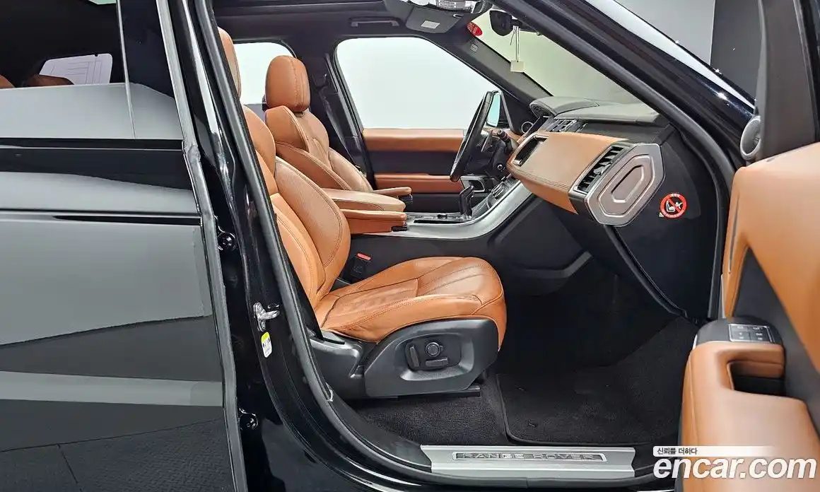 Land Rover Range-Rover Sport 2017 3.0 Автомат в Москве № 166393, фото 10