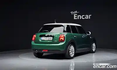 Mini Cooper, 2020
