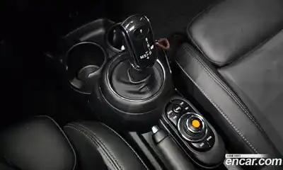 Mini Cooper 2020 1.5 Автомат в Москве № 166936, миниатюра 12