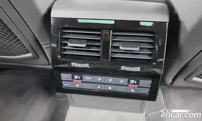 Volkswagen Touareg 2022 3.0 Автомат в Москве № 168846, миниатюра 4