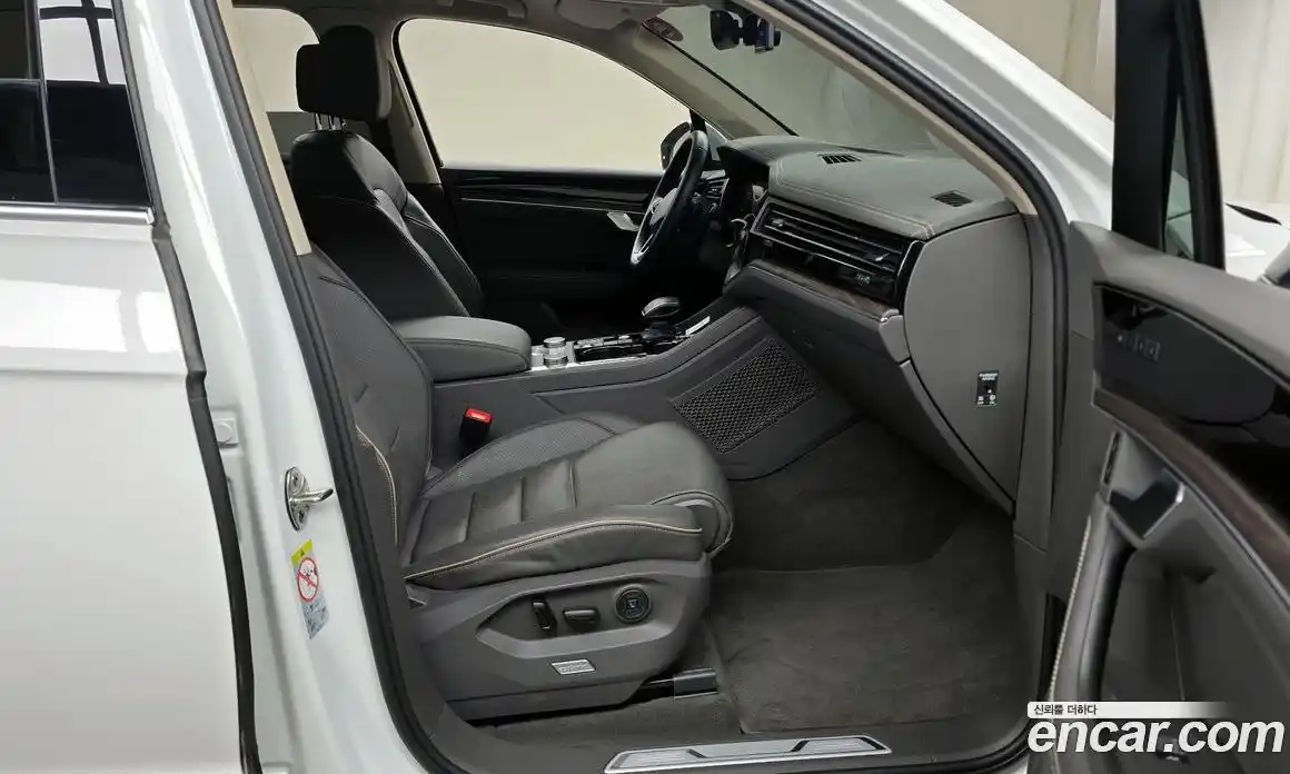 Volkswagen Touareg 2022 3.0 Автомат в Москве № 168846, фото 5