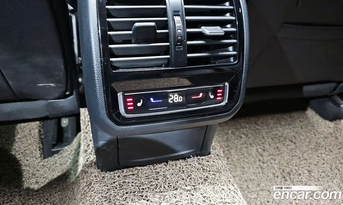 Volkswagen Arteon 2022 2.0 Автомат в Москве № 168883, фото 13