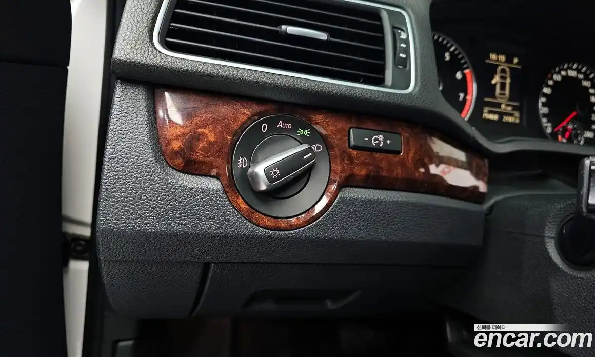 Volkswagen Passat 2013 2.5 Автомат в Москве № 168884, фото 3