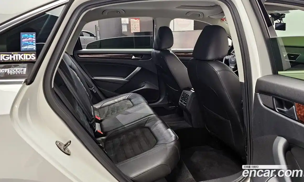 Volkswagen Passat 2013 2.5 Автомат в Москве № 168884, фото 4
