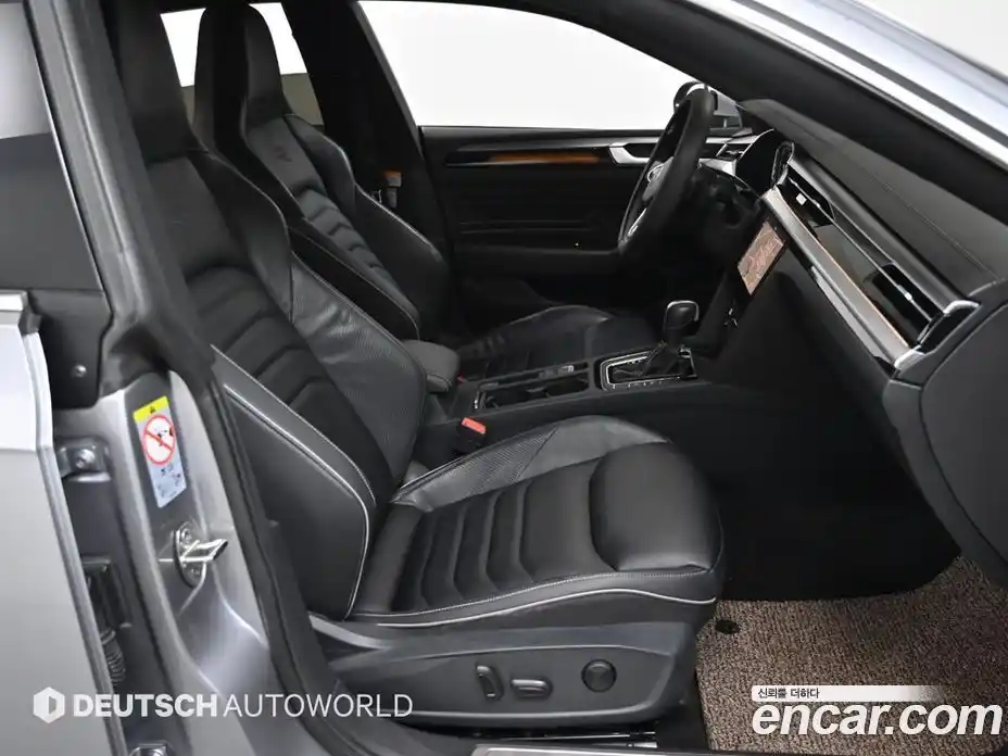 Volkswagen Arteon 2022 2.0 Автомат в Москве № 169206, фото 10