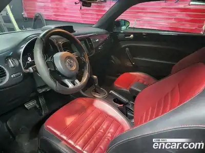 Volkswagen Beatle 2015 2.0 Автомат в Москве № 169283, миниатюра 2