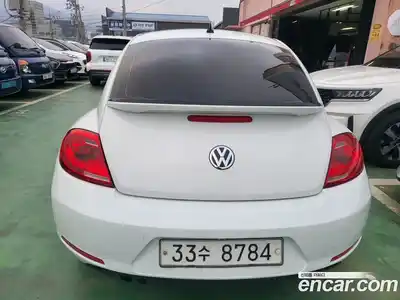 Volkswagen Beatle 2015 2.0 Автомат в Москве № 169283, миниатюра 7