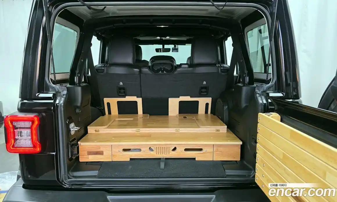 Jeep Wrangler 2021 2.0 Автомат в Москве № 169416, фото 7