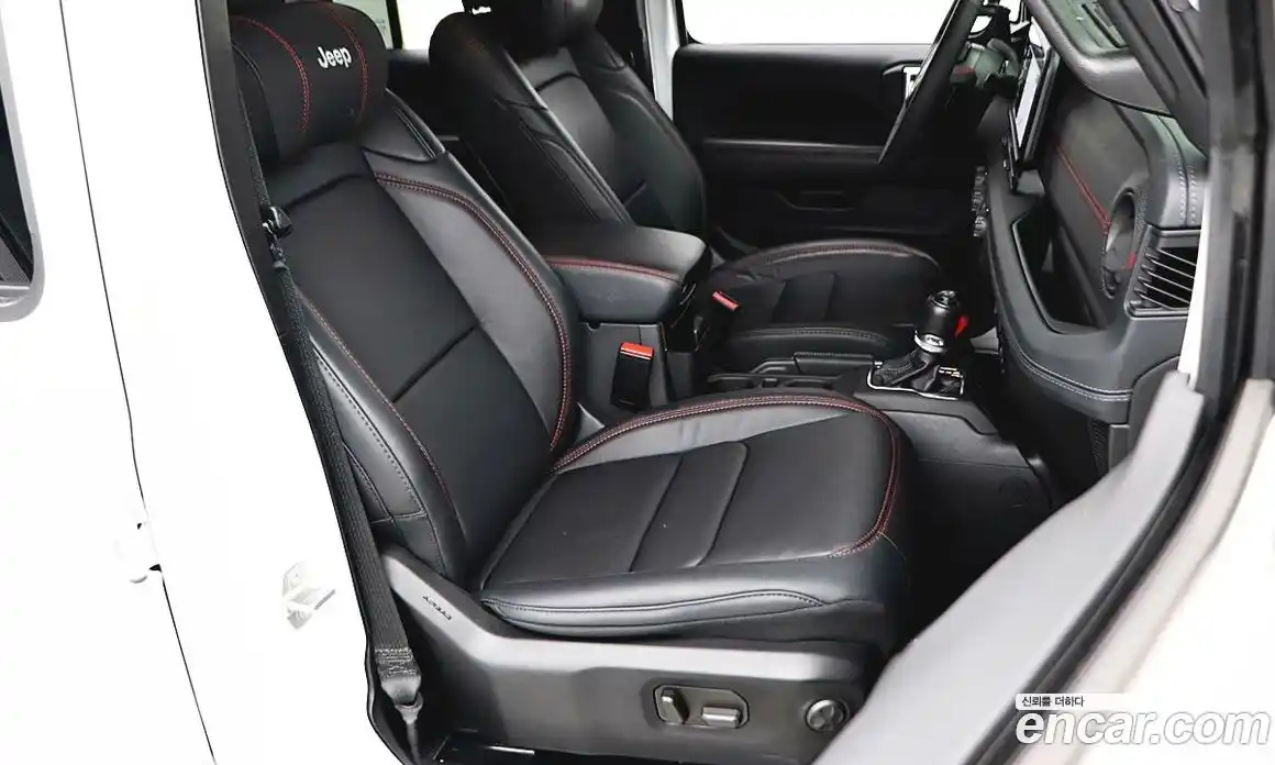 Jeep Wrangler 2024 2.0 Автомат в Москве № 169935, фото 16