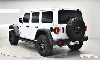 Jeep Wrangler 2024 2.0 Автомат в Москве № 169935, миниатюра 2