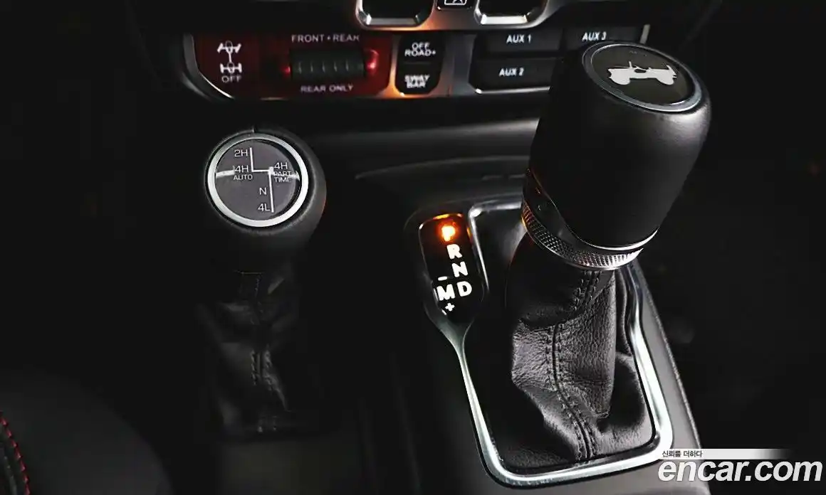 Jeep Wrangler 2024 2.0 Автомат в Москве № 169935, фото 7