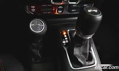 Jeep Wrangler 2024 2.0 Автомат в Москве № 169935, миниатюра 7