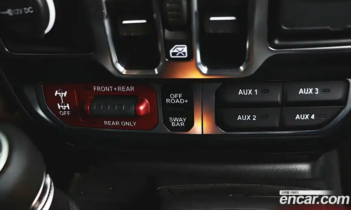 Jeep Wrangler 2024 2.0 Автомат в Москве № 169935, фото 8