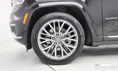 Jeep Cherokee 2021 3.6 Автомат в Москве № 169994, миниатюра 5